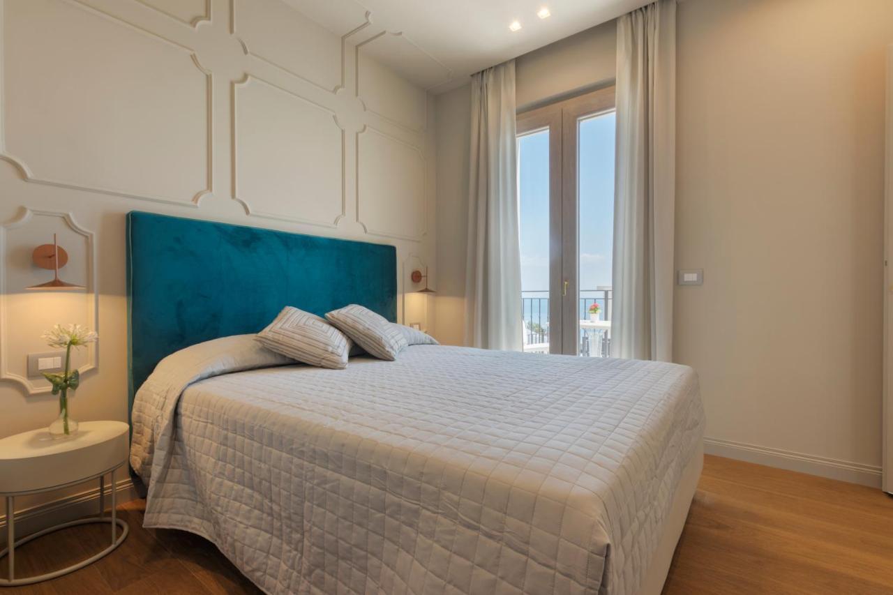 Diecidodici Boutiquerooms Sirolo Bagian luar foto