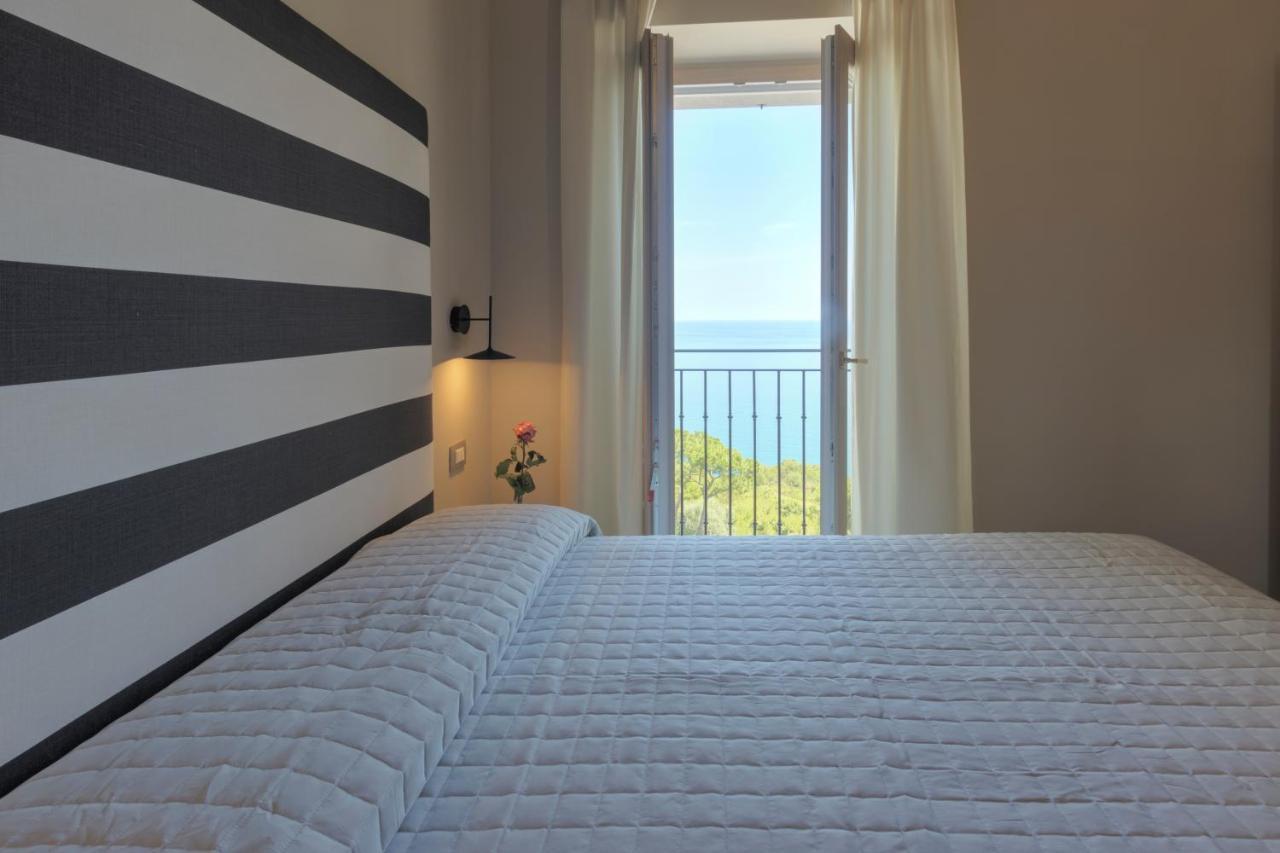 Diecidodici Boutiquerooms Sirolo Bagian luar foto